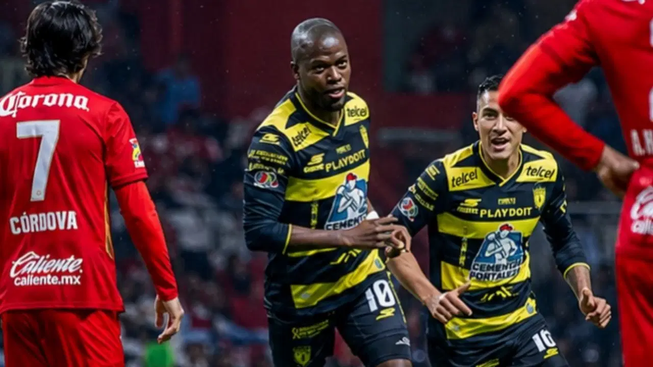 Eski Fenerbahçeli golcü Enner Valencia yeni kulübüne imzayı attı!