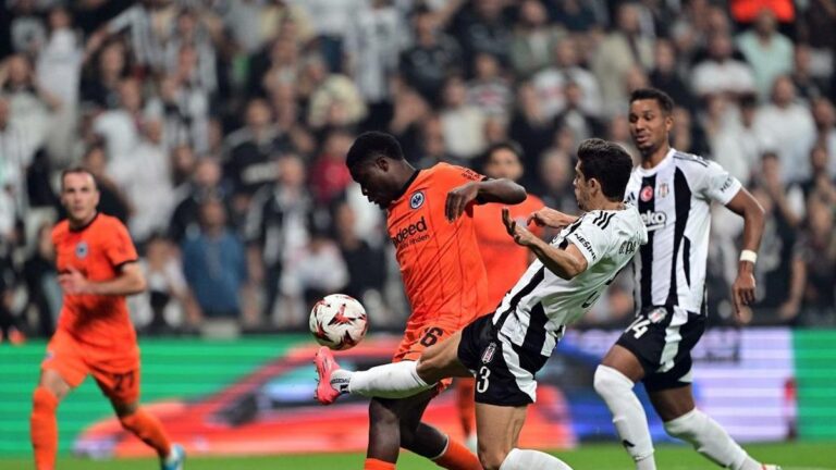 Beşiktaş evinde Eintracht Frankfurt'a yenildi