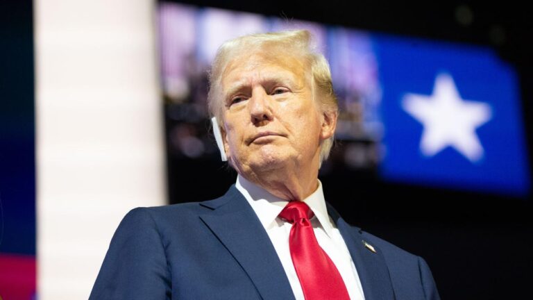 Trump davasıyla ilgili belgeler düzeltilmiş biçimde yayınlandı