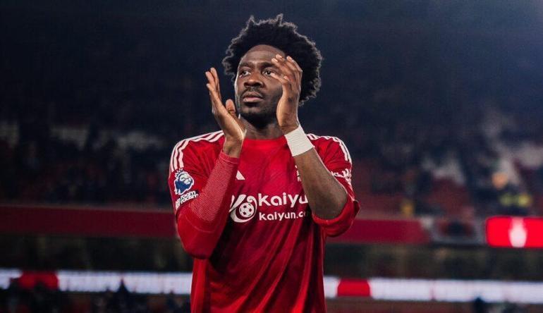 Ola, Besiktas tarafından Ola Beşiktaş Değil -Bar Ham: Galatasaray Transferler Listesindeydi