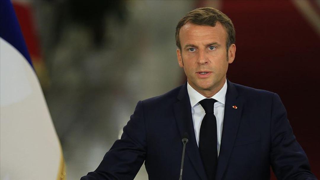 Macron Pimşiyan'ın dikkatini çeken telefon! 