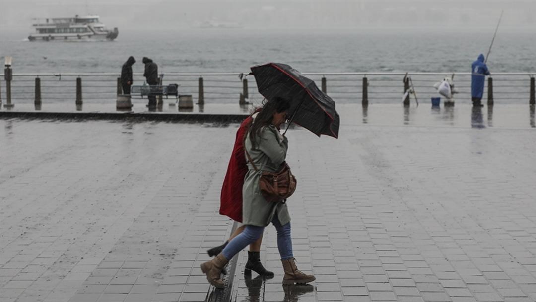 Hafta sonu zaman ne olacak? 13 il için sarı kodlama ile alarm: fırtına ve güçlü yağmur geliyor ... 2